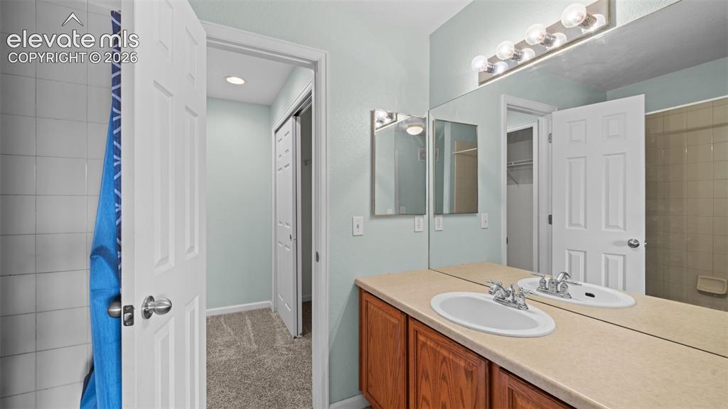 4023 Diamond Ridge View Colorado Springs CO 80918