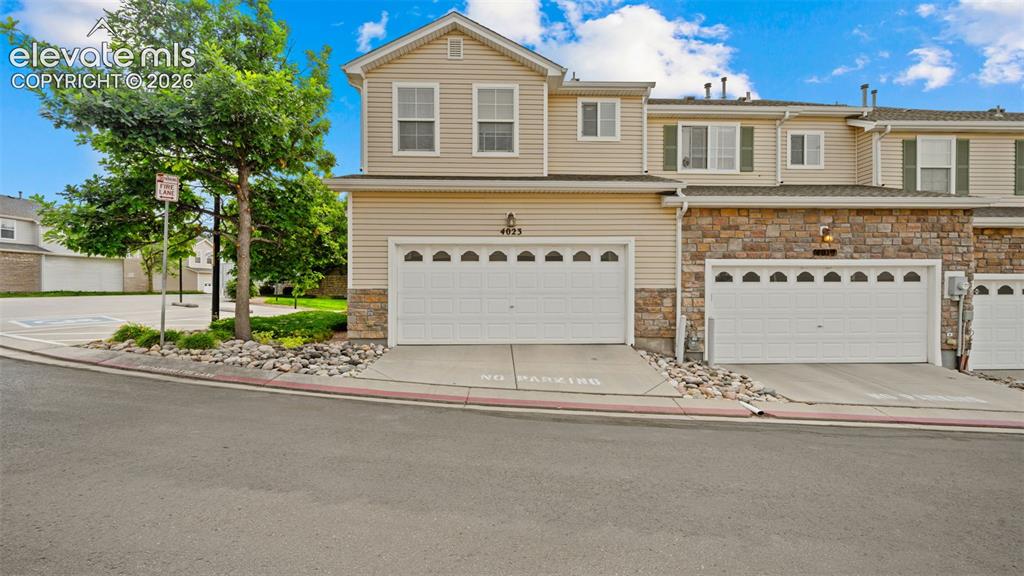 4023 Diamond Ridge View Colorado Springs CO 80918