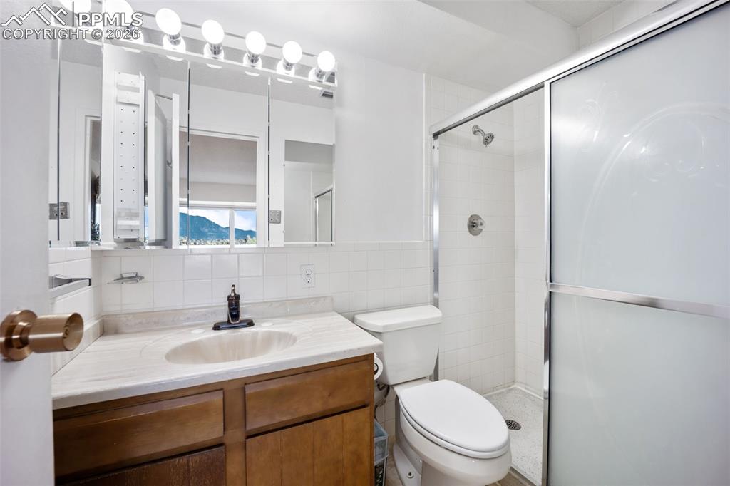 411 Lakewood Circle Colorado Springs CO 80910
