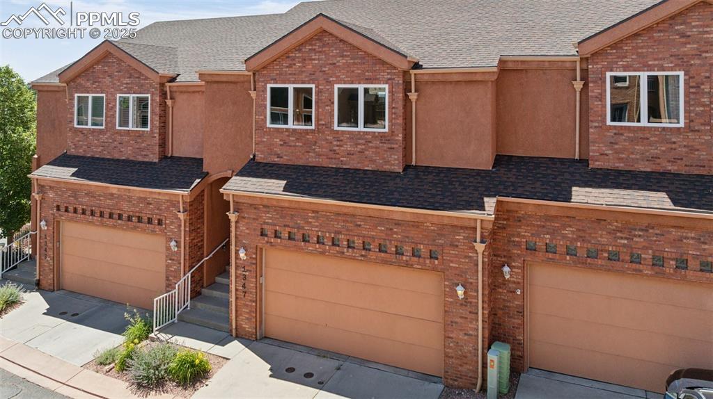 1347 Mirrillion Heights Colorado Springs CO 80904