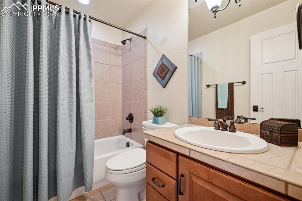 1347 Mirrillion Heights Colorado Springs CO 80904