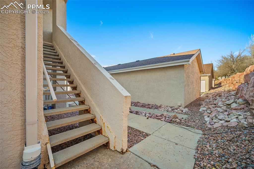 3870 Strawberry Field Grove Colorado Springs CO 80906