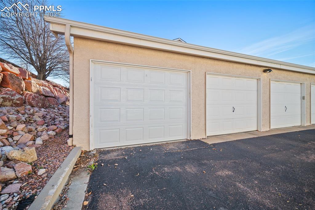 3870 Strawberry Field Grove Colorado Springs CO 80906