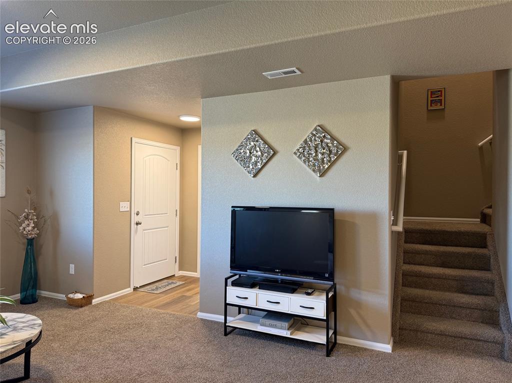 1670 Sandtoft Heights Colorado Springs CO 80951