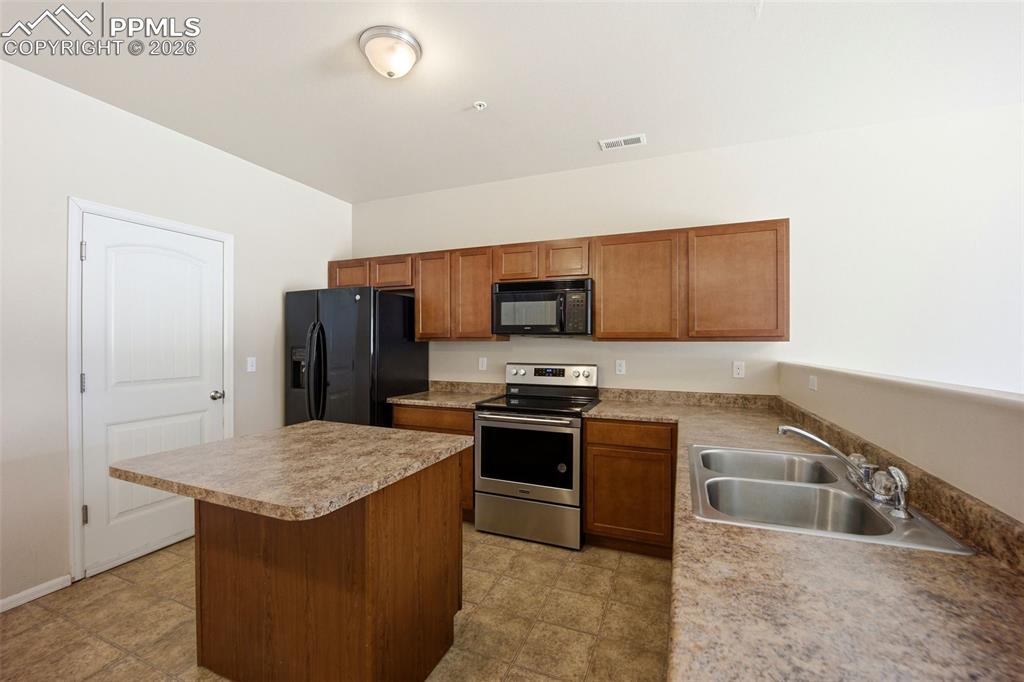 3019 Shikra View Colorado Springs CO 80916