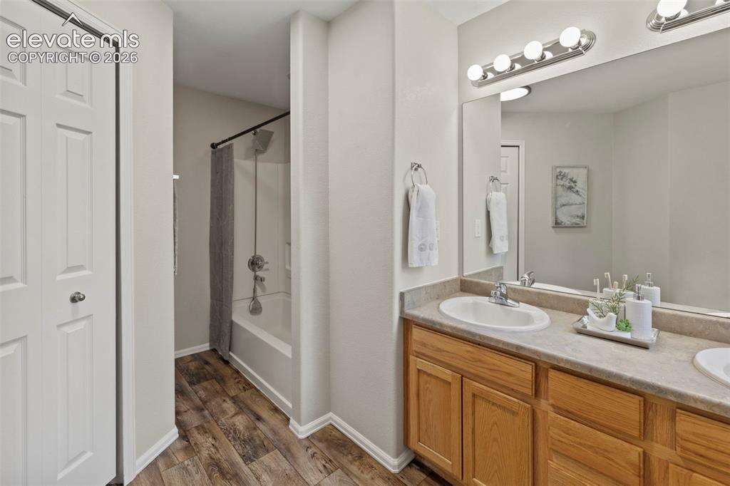 718 Cima Vista Point Colorado Springs CO 80916