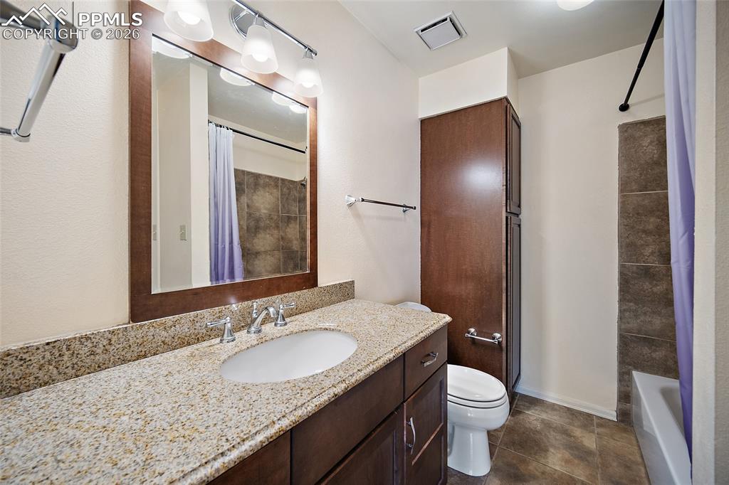 4883 Bluestem Drive Colorado Springs CO 80917