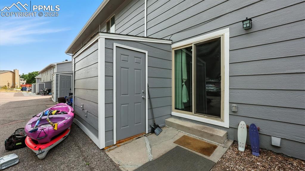 1971 Mineola Street Colorado Springs CO 80915