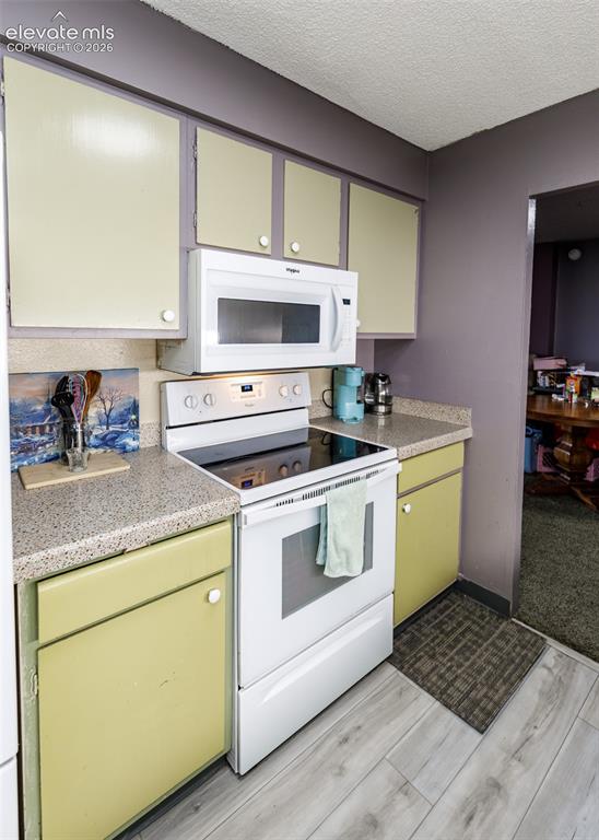 411 Lakewood Circle Colorado Springs CO 80910
