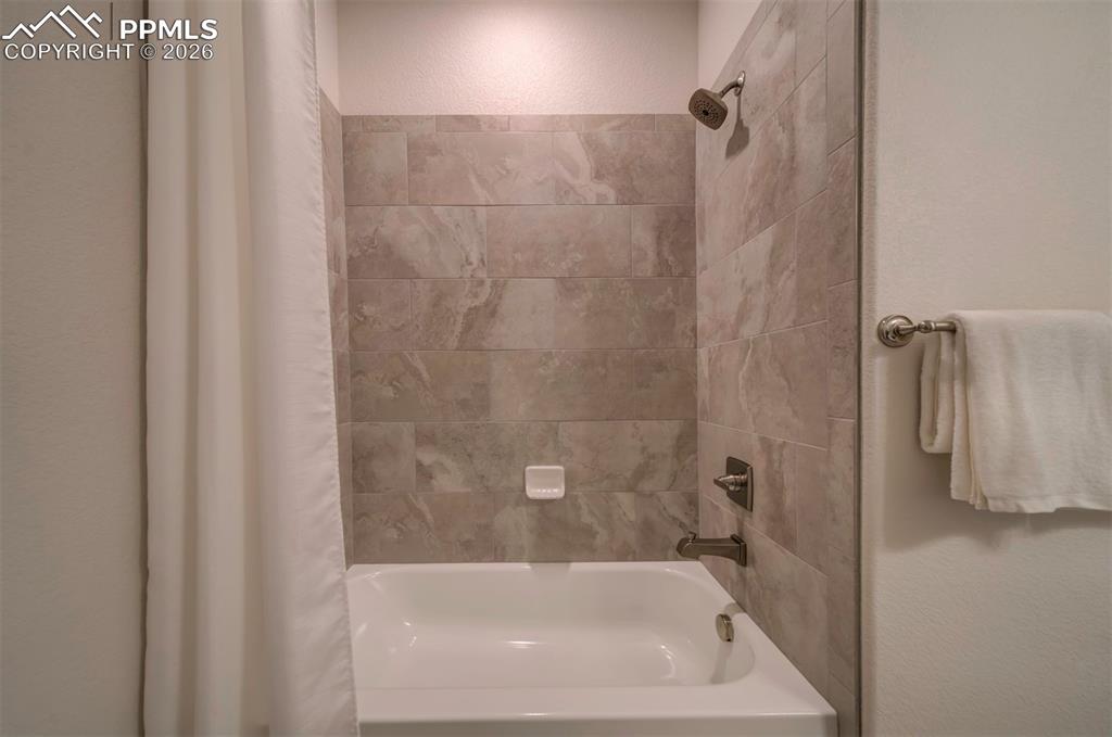 2162 Keara Heights Colorado Springs CO 80919