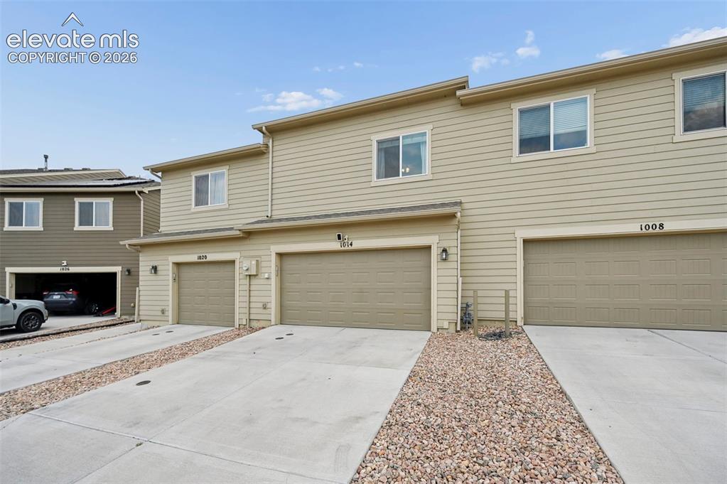 1014 Petra Heights Colorado Springs CO 80916