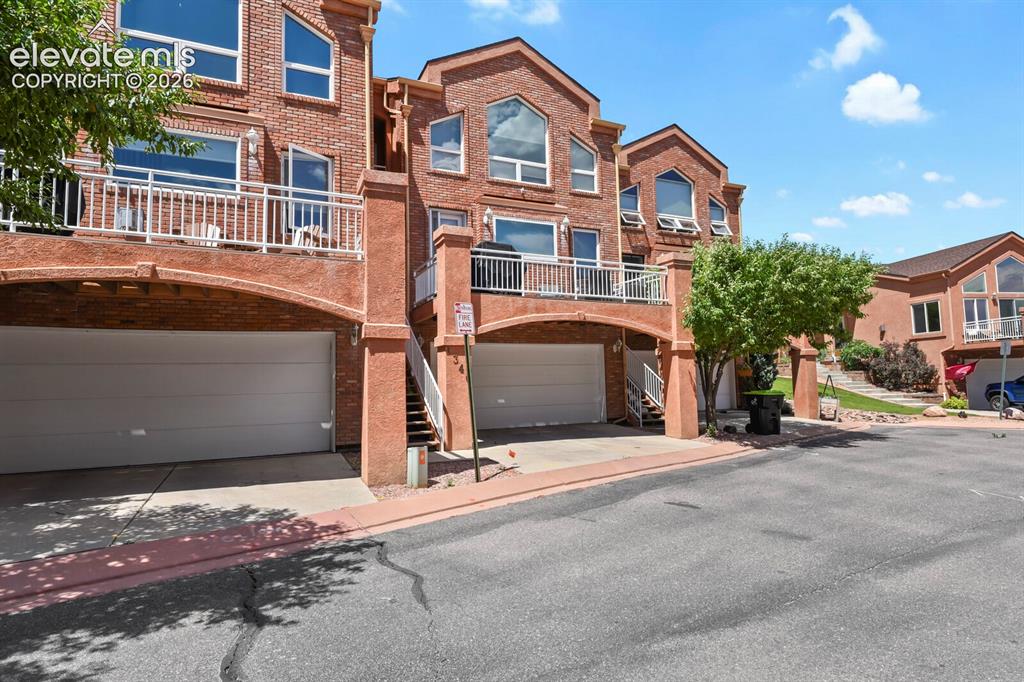 1346 Mirrillion Heights Colorado Springs CO 80904