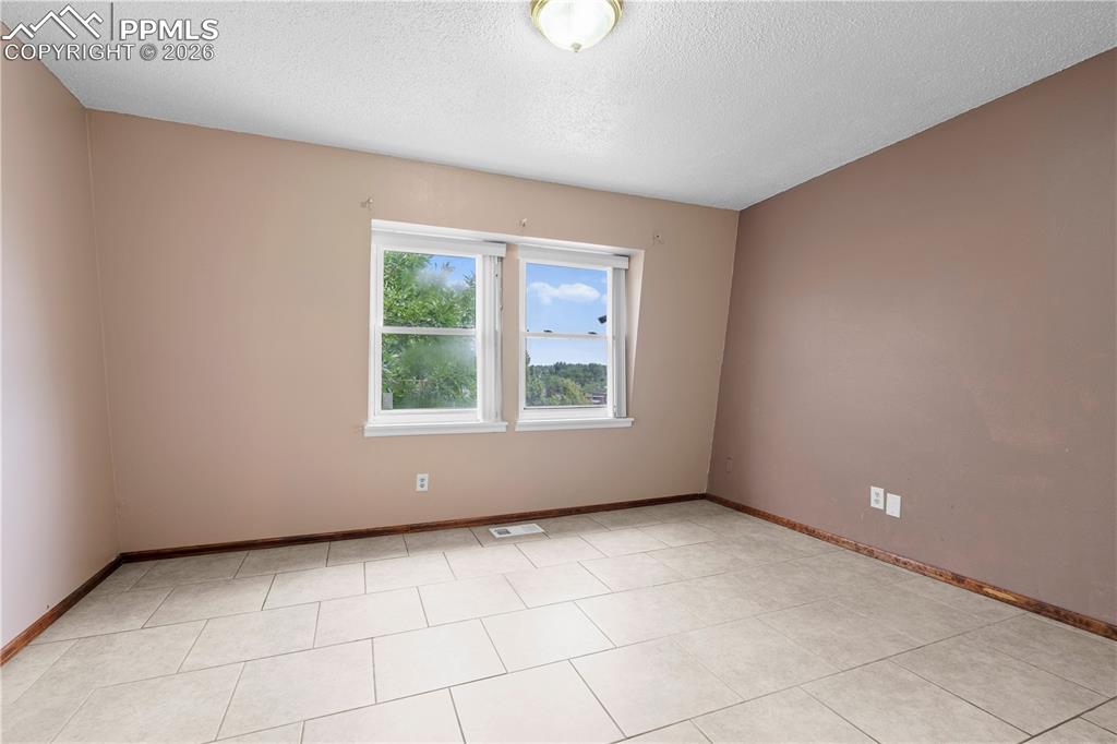 3043 E Fountain Boulevard Colorado Springs CO 80910