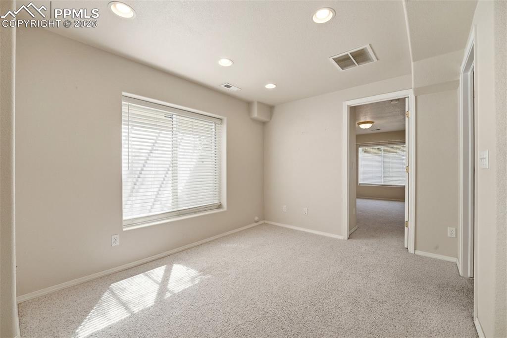 5547 Sonnet Heights Colorado Springs CO 80918