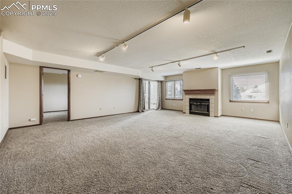 368 Mission Hill Way Colorado Springs CO 80921