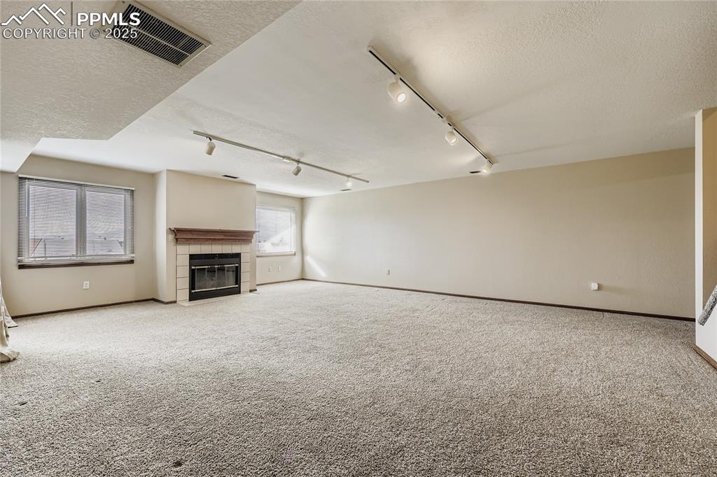 368 Mission Hill Way Colorado Springs CO 80921