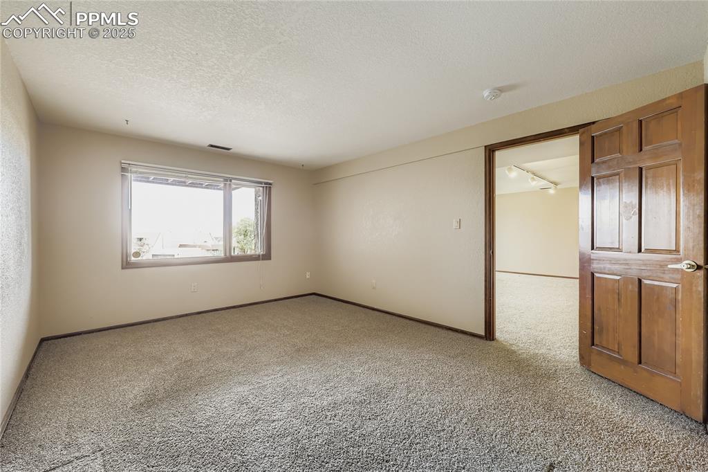 368 Mission Hill Way Colorado Springs CO 80921