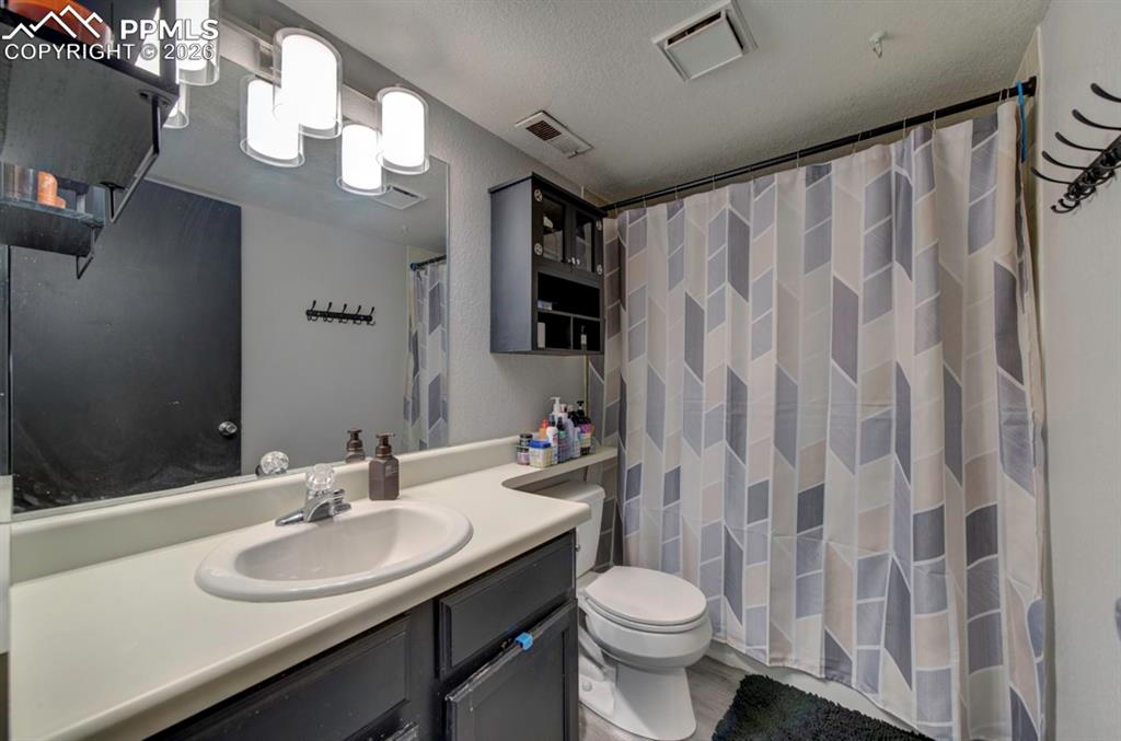 4545 Lamplighter Circle Colorado Springs CO 80916