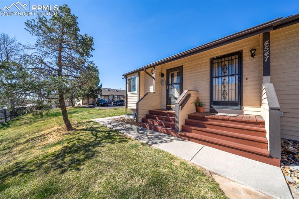 4545 Lamplighter Circle Colorado Springs CO 80916