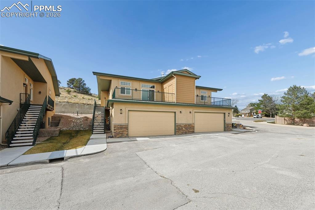 5940 Eagle Glen View Colorado Springs CO 80919