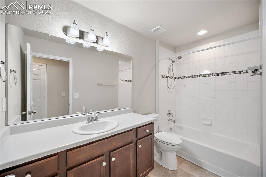 1935 Abbington Street Colorado Springs CO 80910