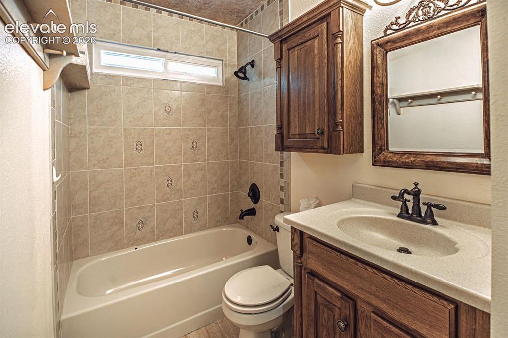 2411 Elite Terrace Colorado Springs CO 80920