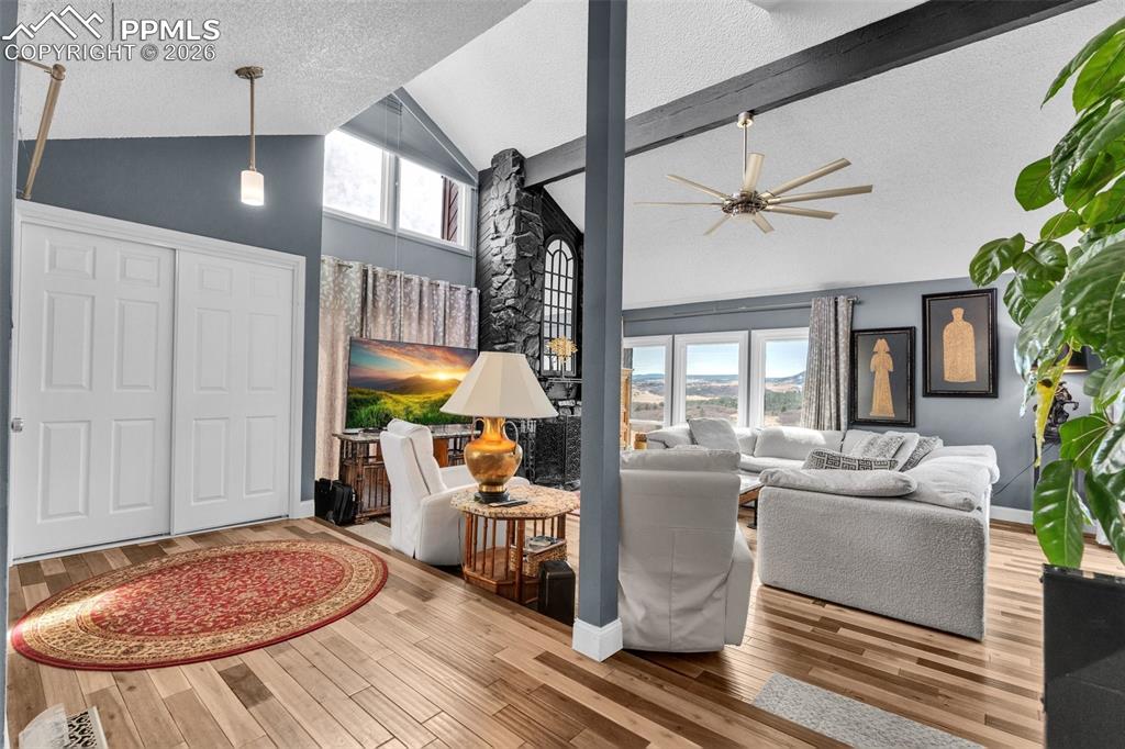 4500 Sentinel Rock Larkspur CO 80118