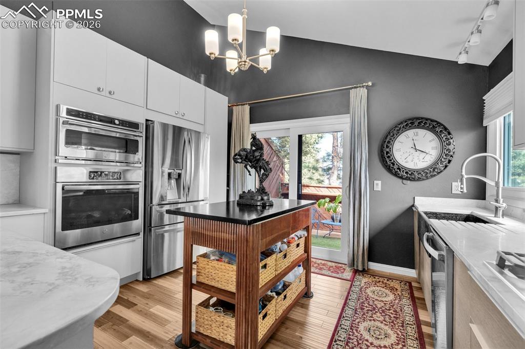4500 Sentinel Rock Larkspur CO 80118