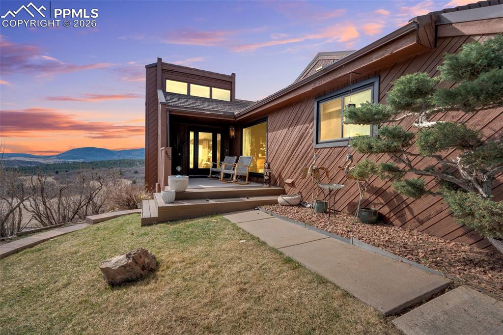 4500 Sentinel Rock Larkspur CO 80118