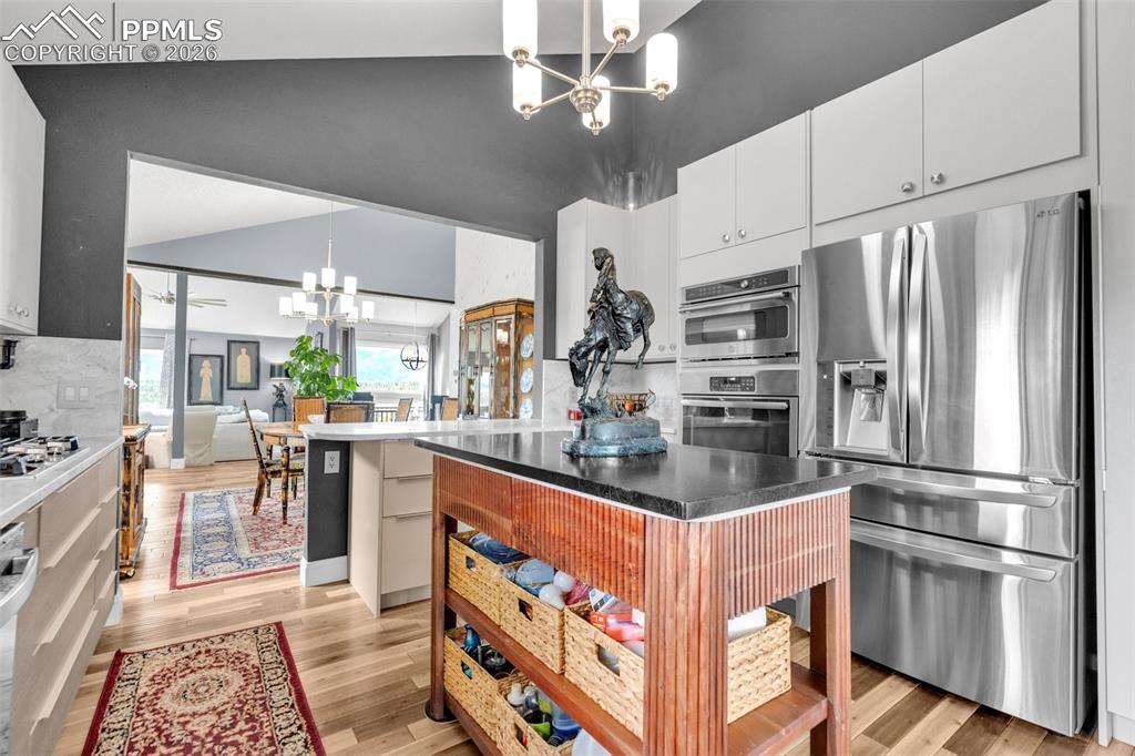 4500 Sentinel Rock Larkspur CO 80118