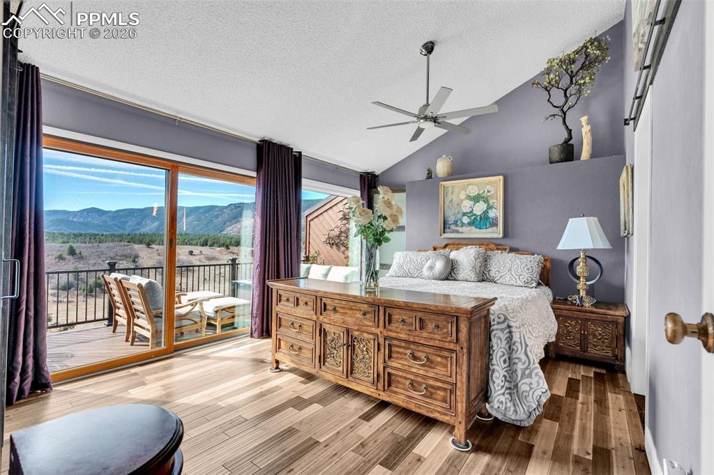 4500 Sentinel Rock Larkspur CO 80118