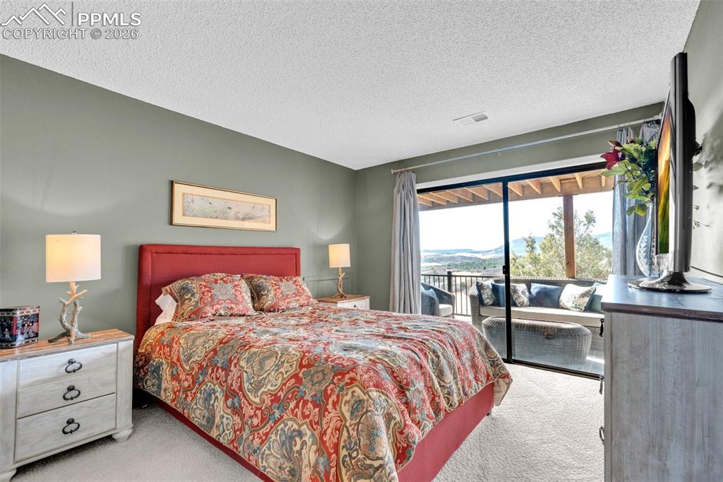 4500 Sentinel Rock Larkspur CO 80118