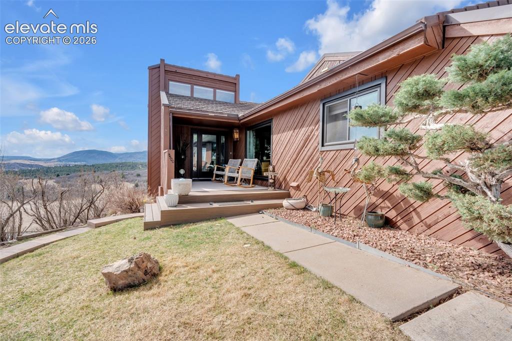 4500 Sentinel Rock Larkspur CO 80118