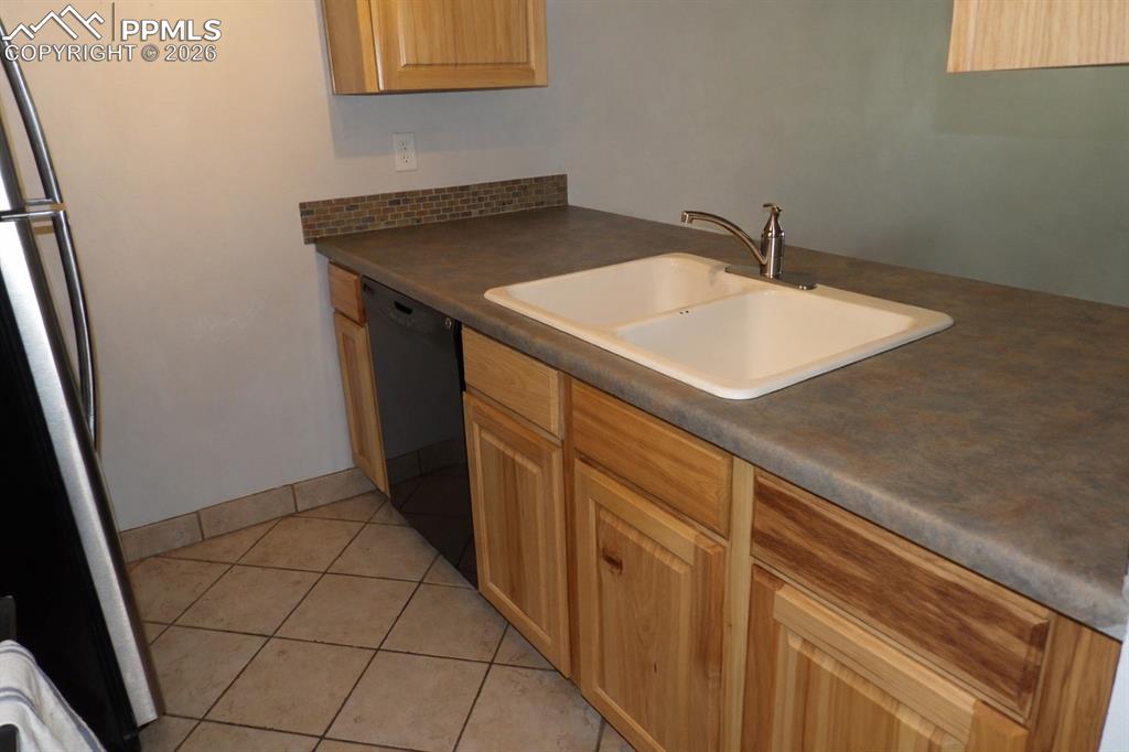 128 W Rockrimmon Boulevard Colorado Springs CO 80919