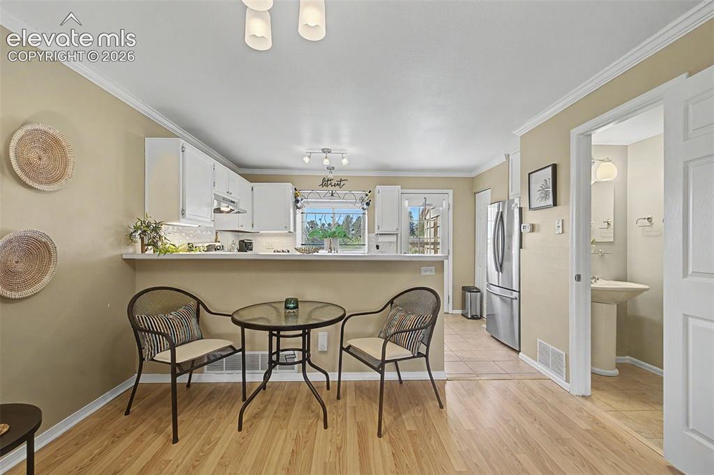 6618 Warbler Lane Colorado Springs CO 80919