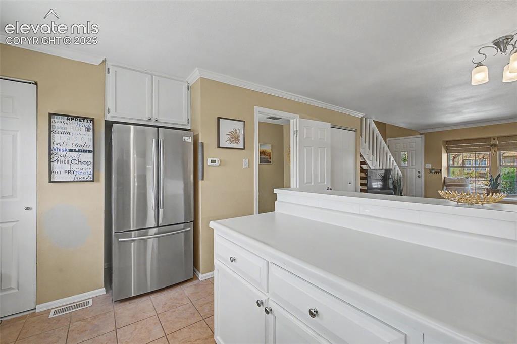 6618 Warbler Lane Colorado Springs CO 80919