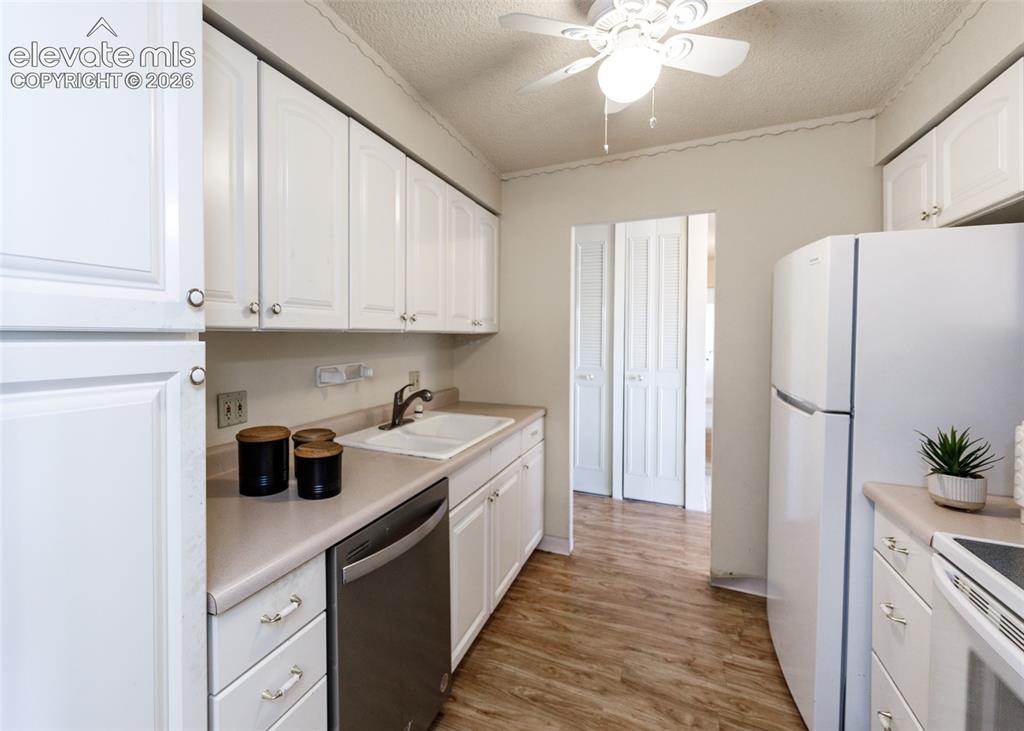 411 Lakewood Circle Colorado Springs CO 80910