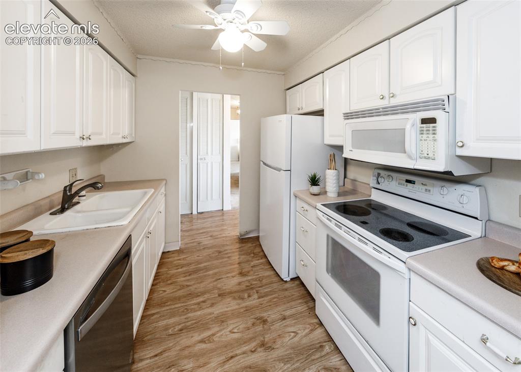 411 Lakewood Circle Colorado Springs CO 80910