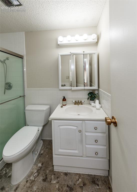 411 Lakewood Circle Colorado Springs CO 80910