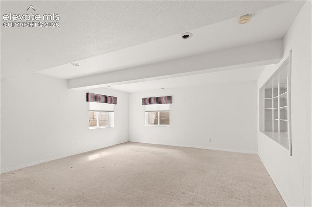 1925 Kingsroyal Boulevard Pueblo CO 81005