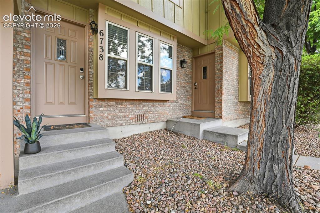 6738 Overland Drive Colorado Springs CO 80919