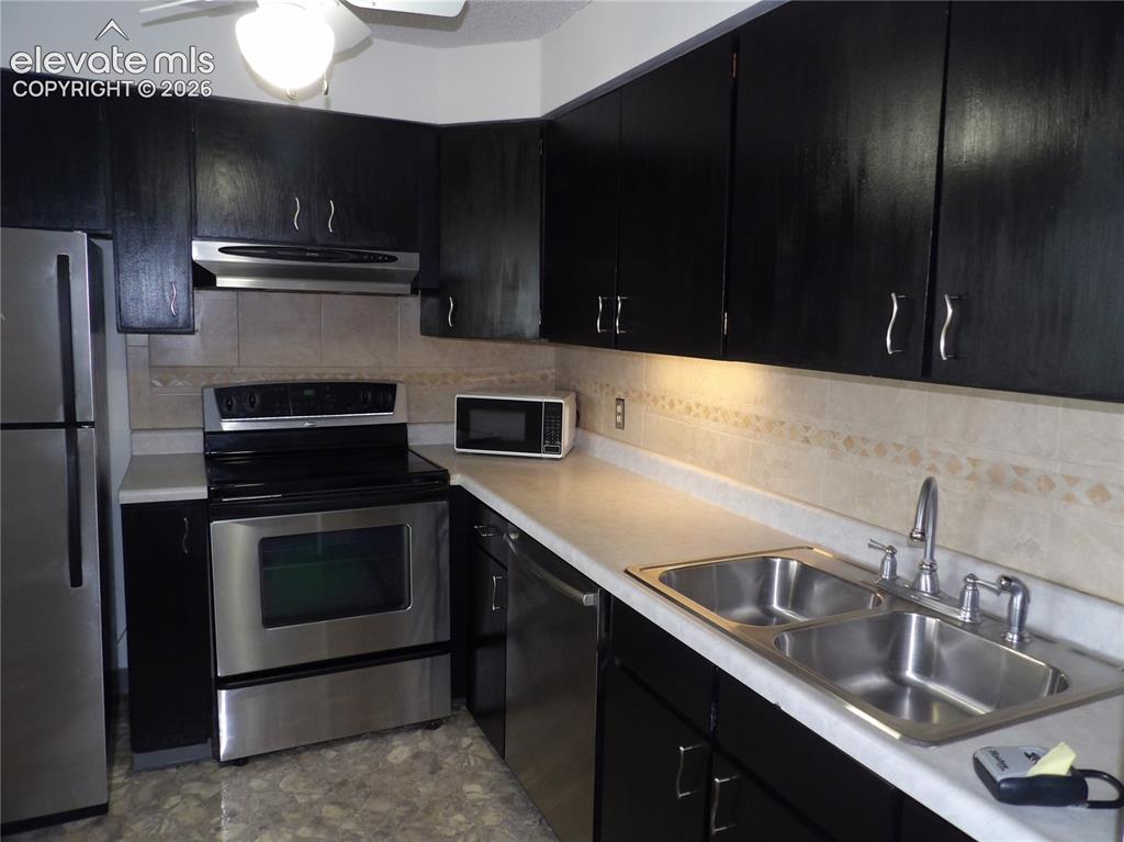 411 Lakewood Circle Colorado Springs CO 80910