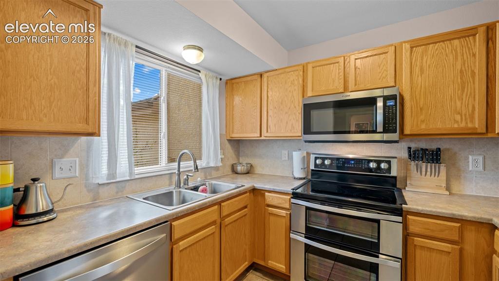 652 Echo Lane Colorado Springs CO 80904