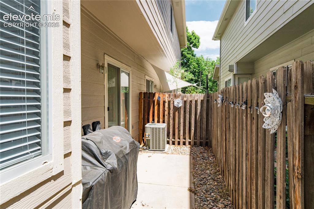 3923 Nicki Heights Colorado Springs CO 80906