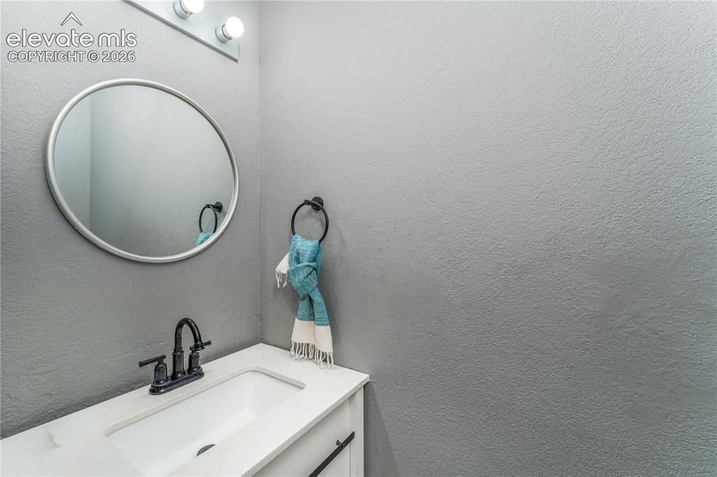 3923 Nicki Heights Colorado Springs CO 80906