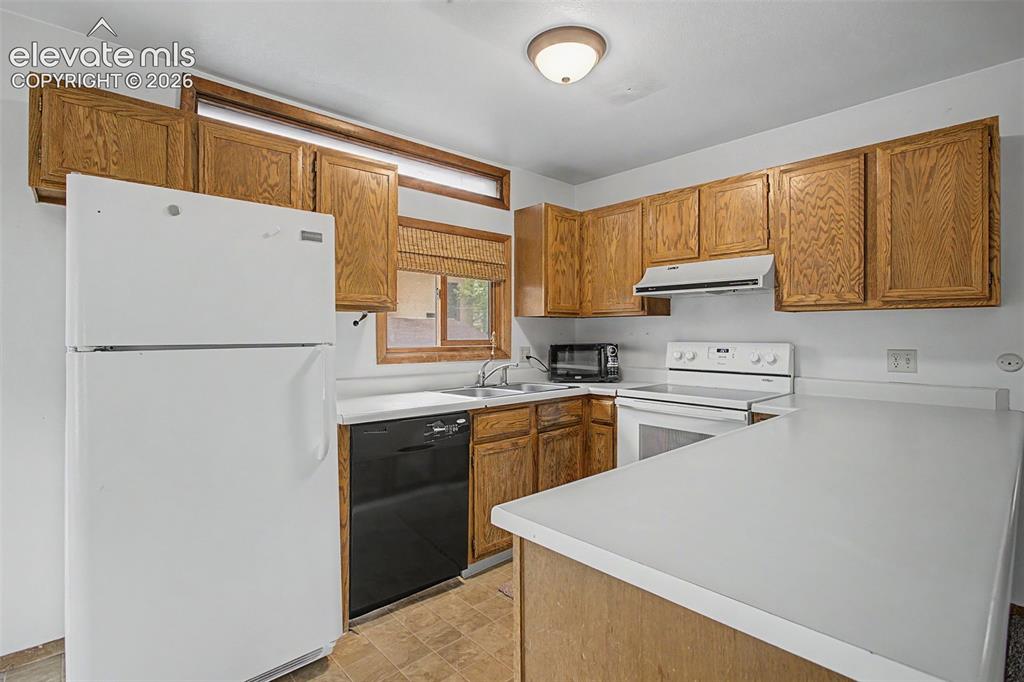869 Pebblewood Drive Colorado Springs CO 80919