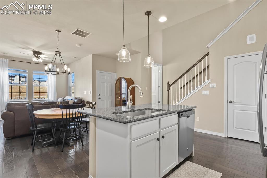 8842 White Prairie View Colorado Springs CO 80924