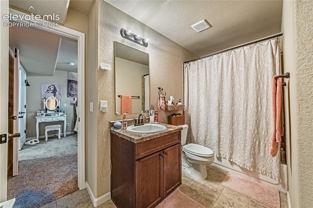 6668 Dark Oak View Colorado Springs CO 80923
