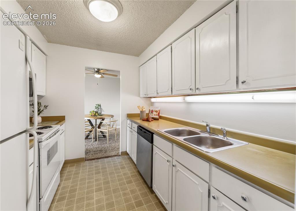 411 Lakewood Circle Colorado Springs CO 80910
