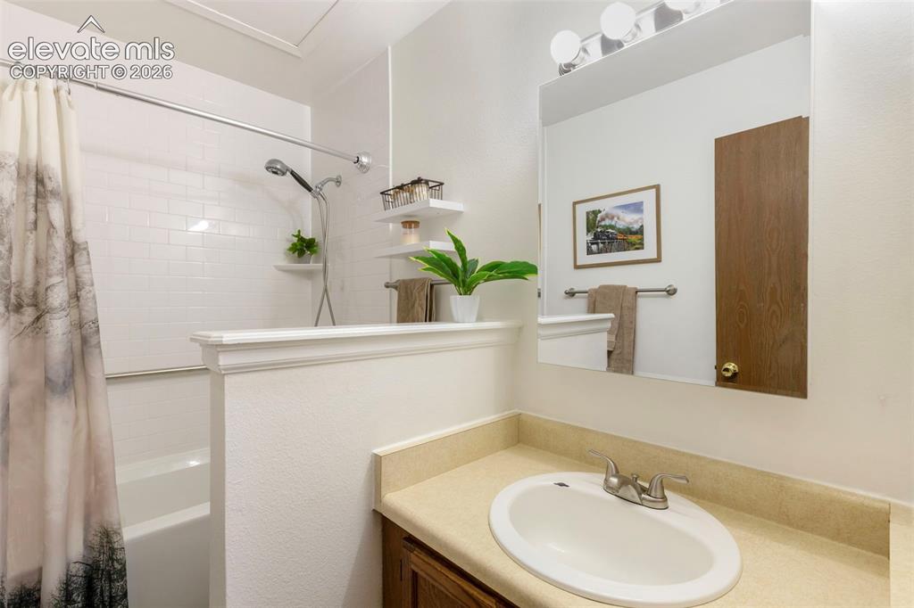 3112 Vail Pass Drive Colorado Springs CO 80917
